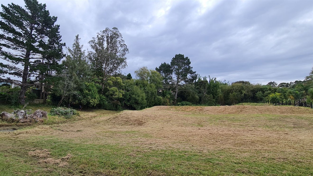 2C Northfield Road, Waitakere, Auckland - Carousel 1