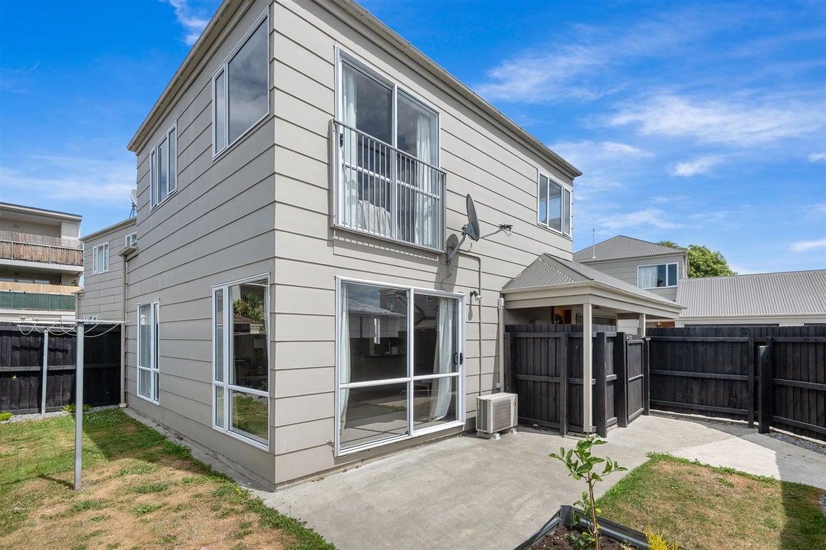 6/16 Grenville Street, Waltham, Christchurch - Carousel 12