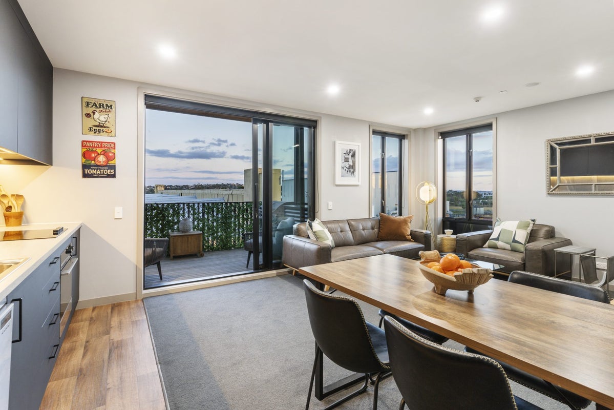 405/2 Launch Road, Hobsonville, Auckland - Carousel 2