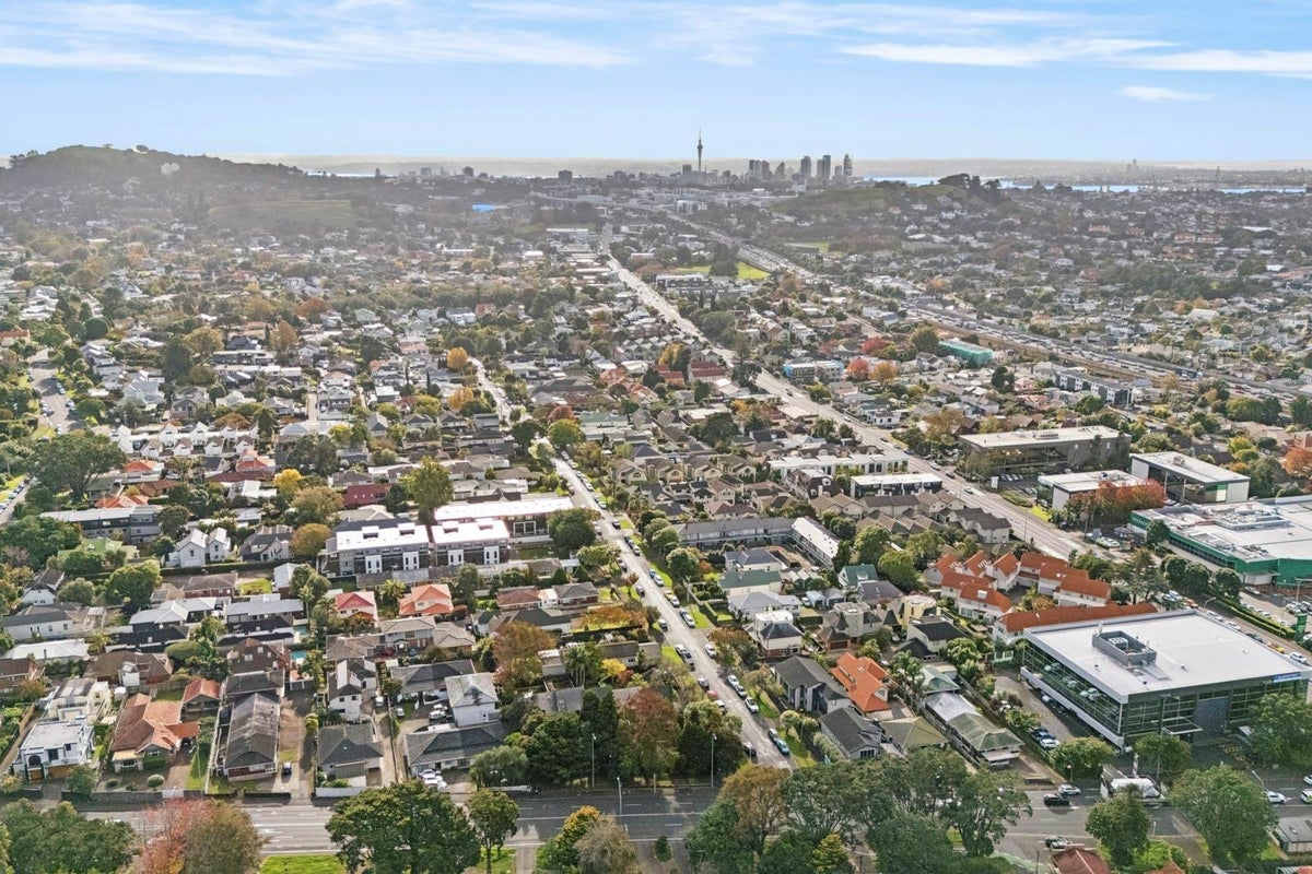 5/179 Green Lane West, Greenlane, Auckland - Carousel 23