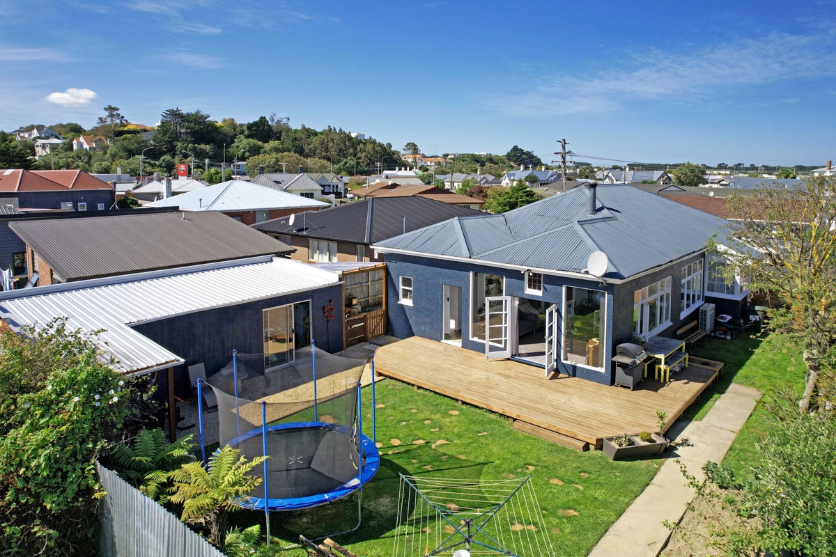 7 Annex Street, Saint Kilda, Dunedin - Carousel 1
