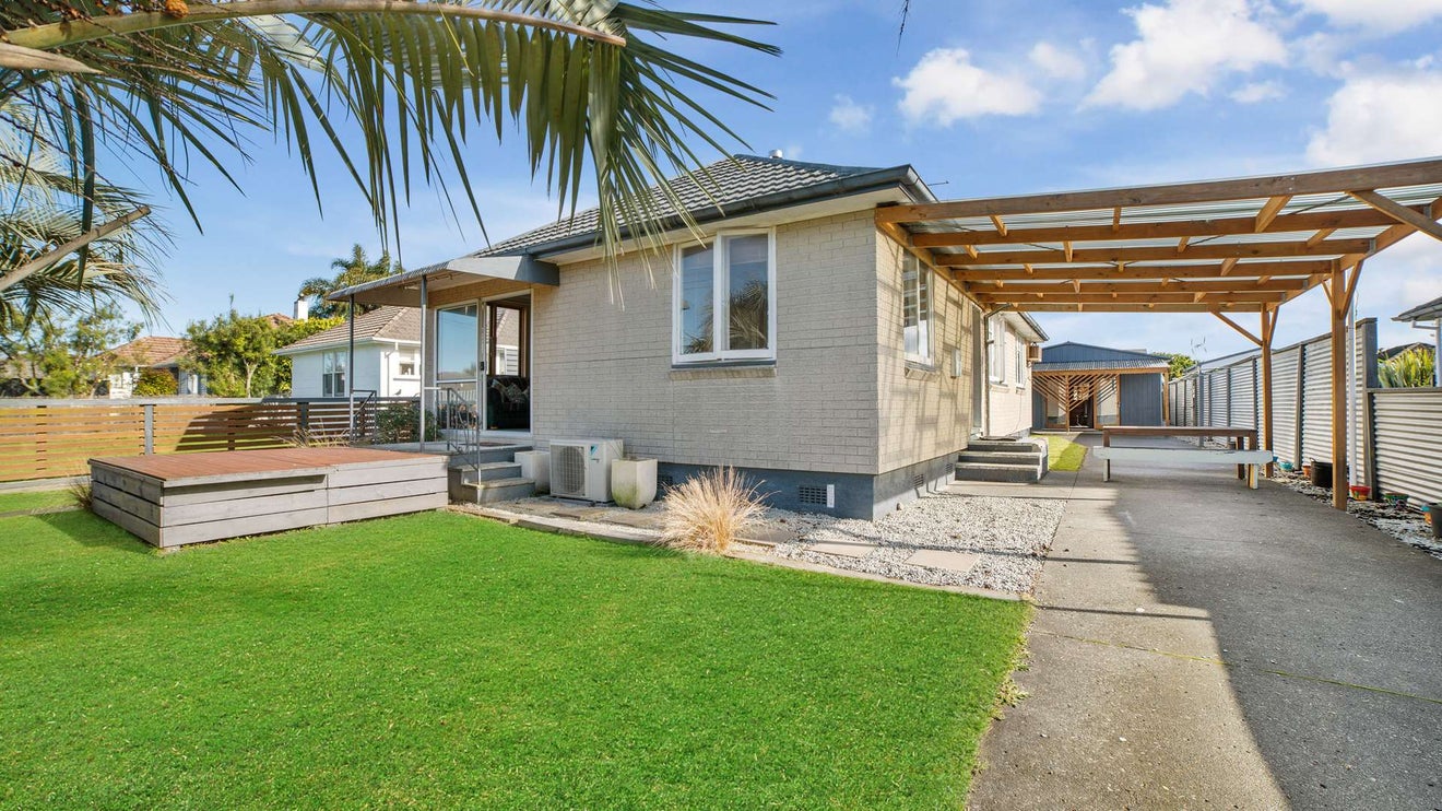 37 Grafton Road, Te Hapara, Gisborne - Carousel 1