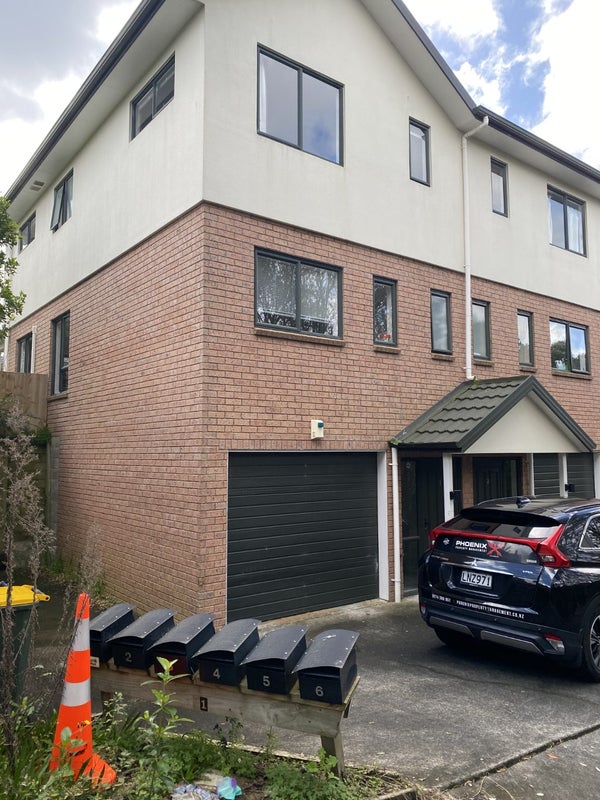 1/31 Lucienne Drive, Ranui, Auckland - Carousel 1