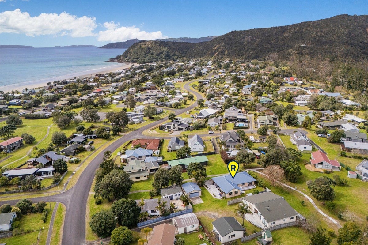 136 Waimaire Avenue, Matarangi, Whitianga - Carousel 1
