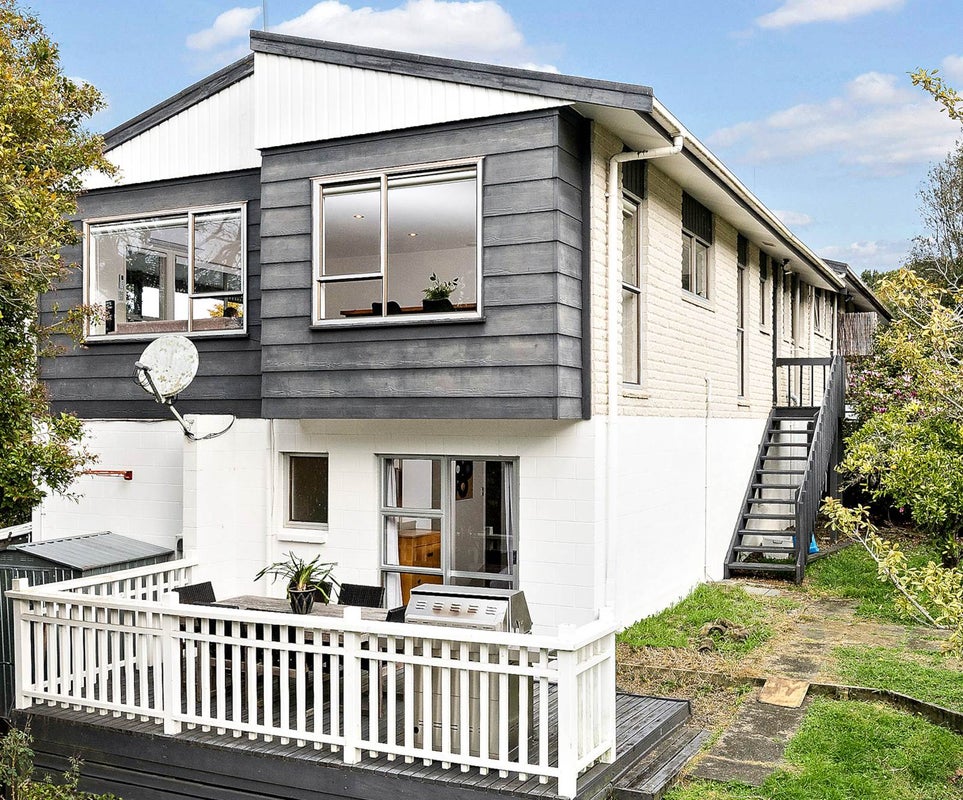 1/84 John Downs Drive, Browns Bay, Auckland - Carousel 2