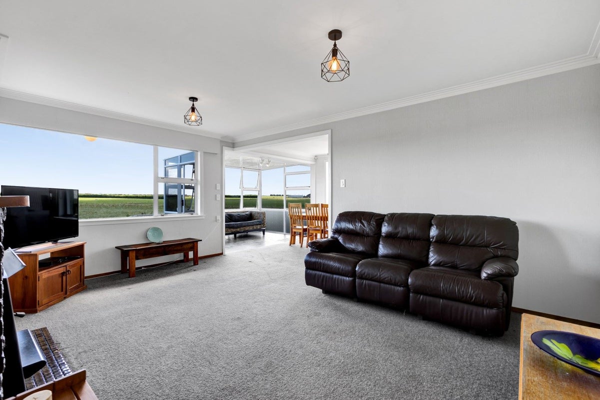 376 Manaia Road, Manaia, Hawera - Carousel 2