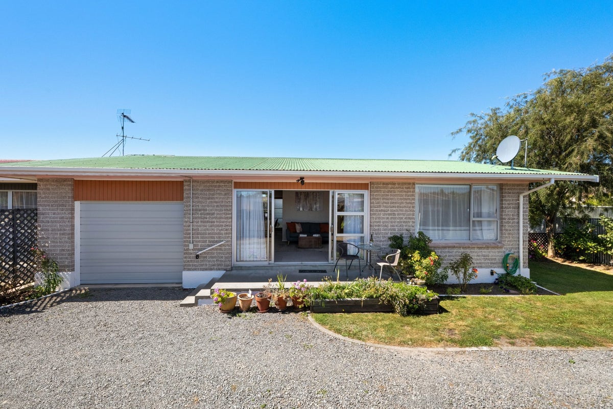 3/12 Newbourne Crescent, Redwoodtown, Blenheim - Carousel 1