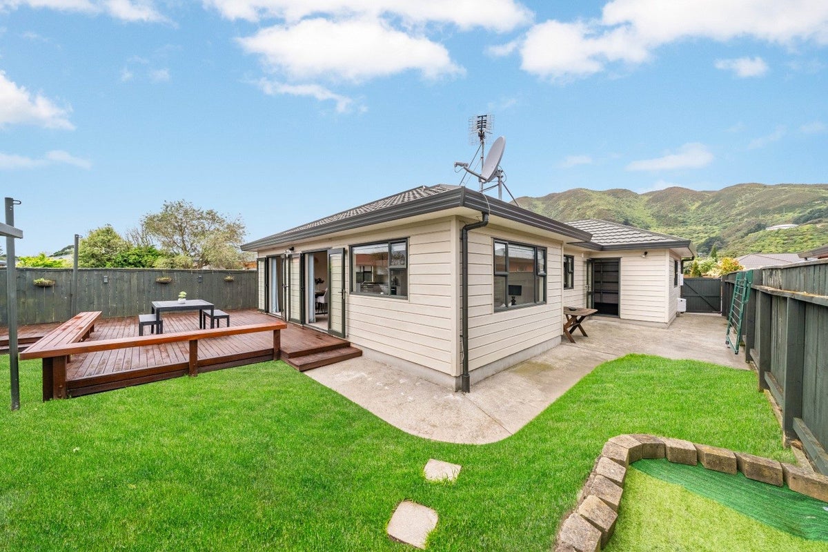 85 Mandel Mews, Waiwhetu, Lower Hutt - Carousel 2