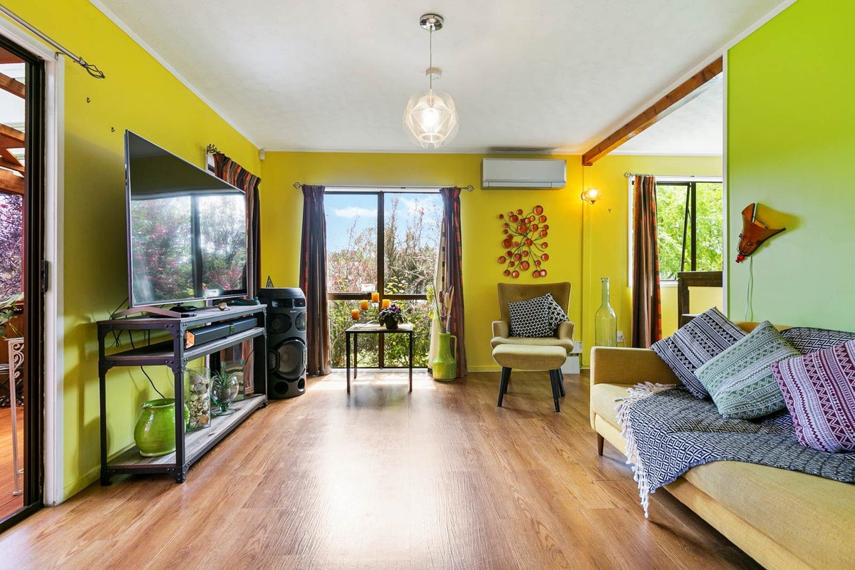 35 Arodella Crescent, Ranui, Auckland - Carousel 2