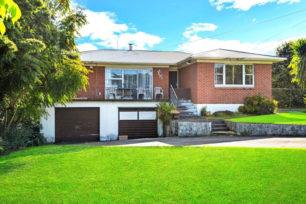 115A Gray Avenue, Mangere East, Auckland - Carousel 1
