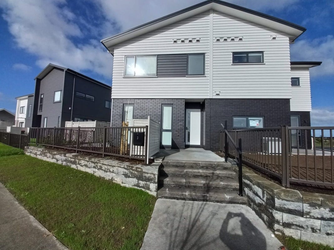 3 Periko Way, Takanini, Auckland - Carousel 1