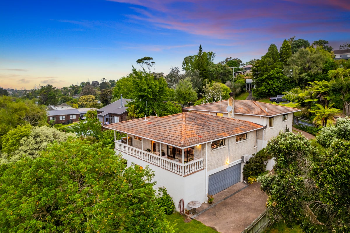 20 Fitzwilliam Drive, Torbay, Auckland - Carousel 1