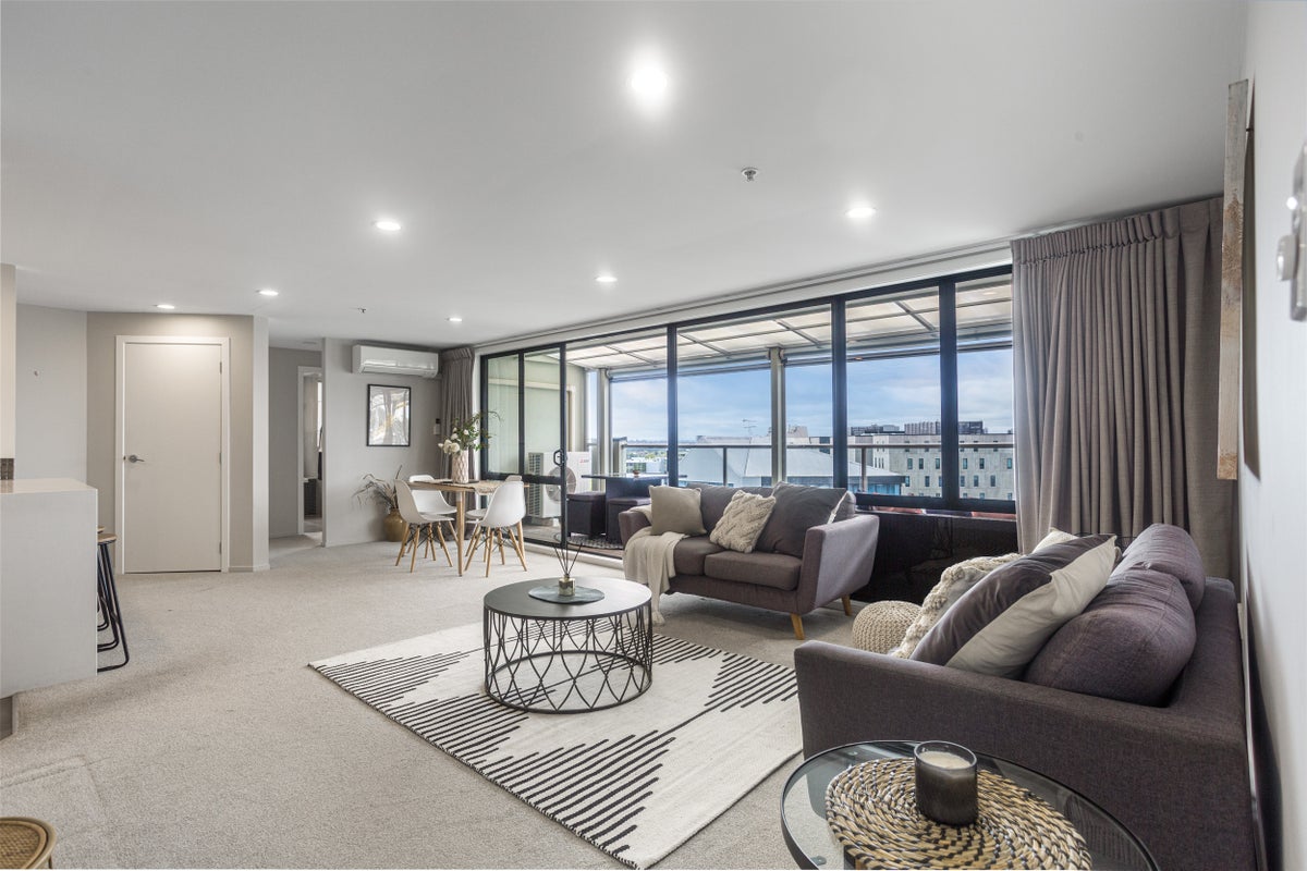 5C/23 George Street, Newmarket, Auckland - Carousel 1