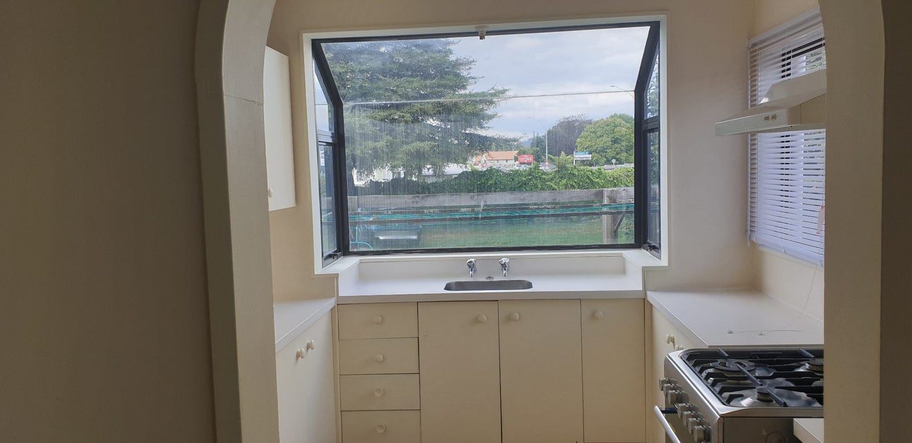 127A Lake Road, Koutu, Rotorua - Carousel 2