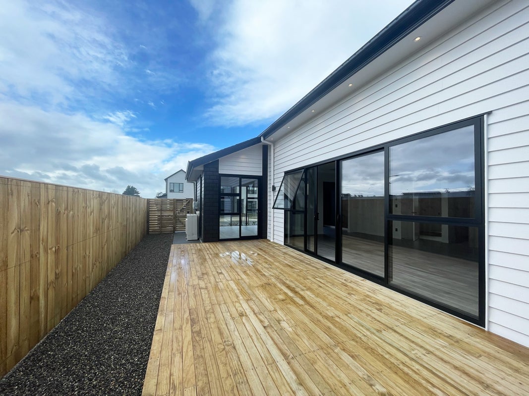 31 Ara Kakara Avenue, Huapai, Kumeu - Carousel 19