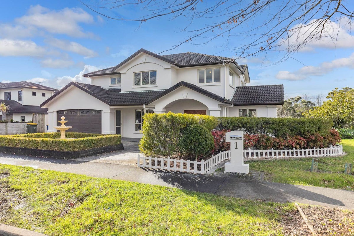 1 English Oak Drive, Schnapper Rock, Auckland - Carousel 2