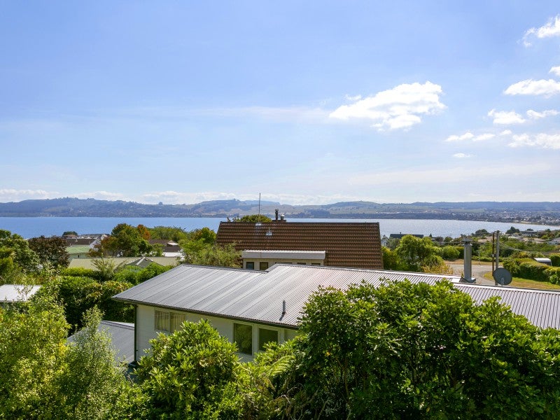 2 Korimako Road, Waipahihi, Taupo - Carousel 2