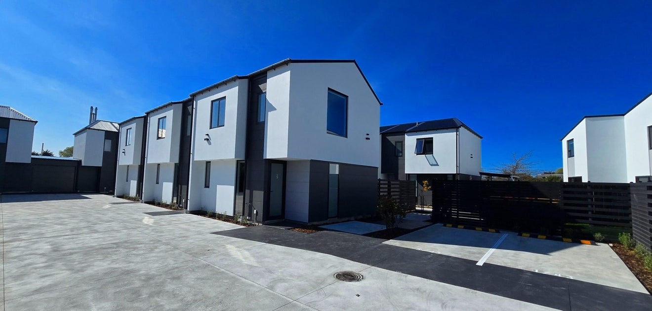 7/43 New Brighton Road, Shirley, Christchurch - Carousel 1
