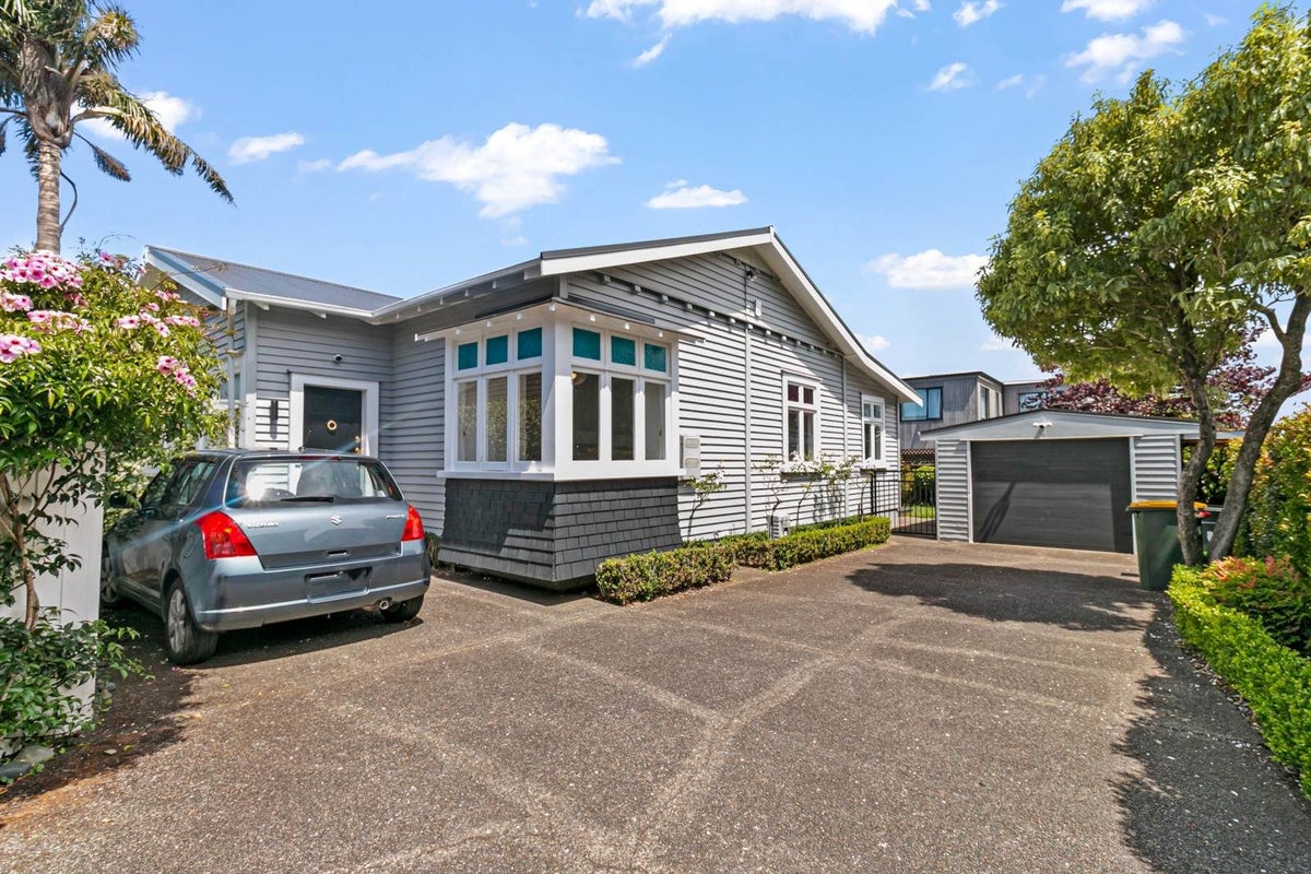 42 Torrance Street, Epsom, Auckland - Carousel 2