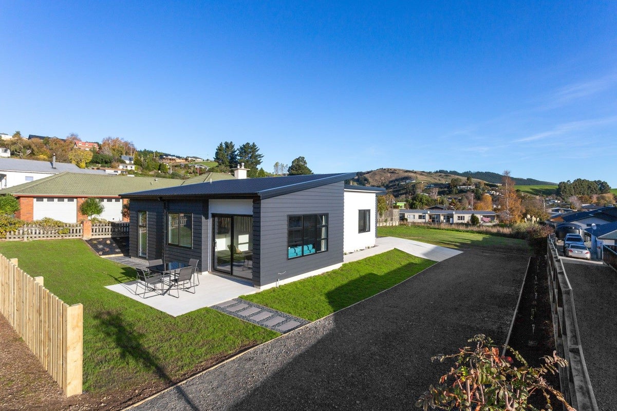 4A Chatham Street, Waihola - Carousel 1