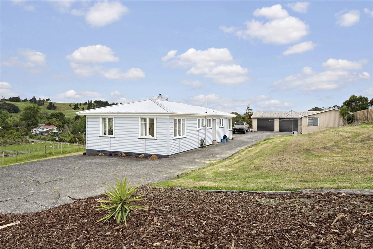 93 Maungakaramea Road, Whangarei - Carousel 2