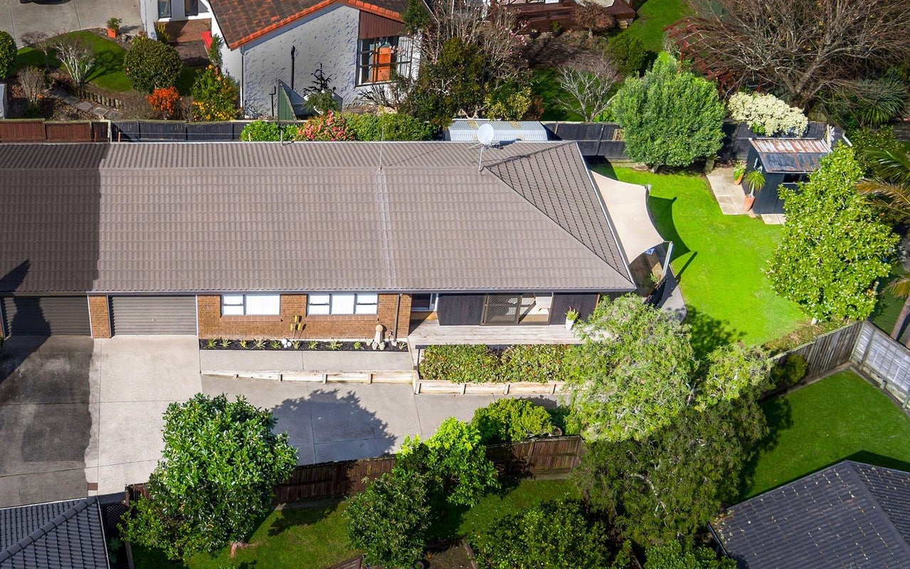 2/5 Askew Place, Farm Cove, Auckland - Carousel 1