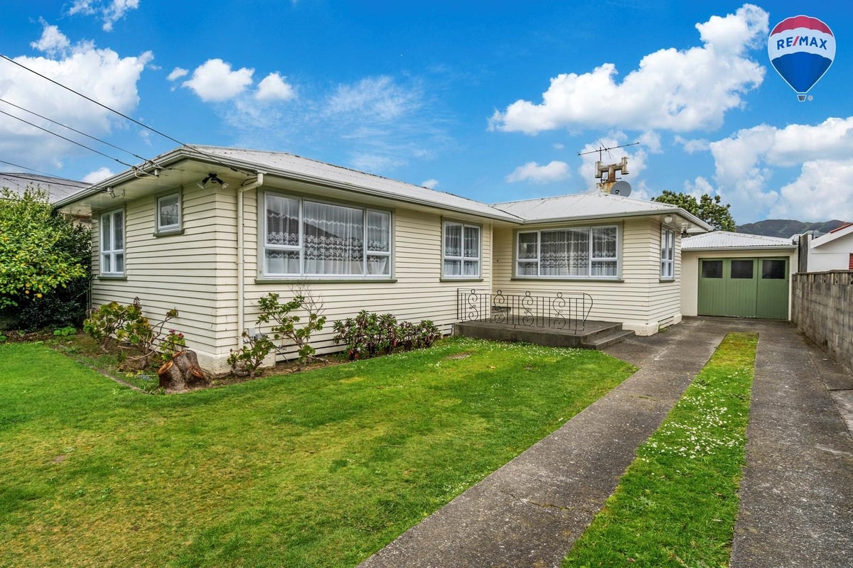 204 Taita Drive, Avalon, Lower Hutt - Carousel 1