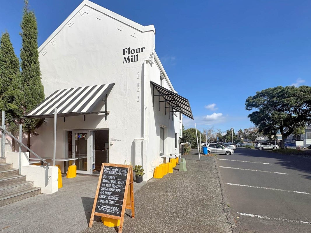 4 Queen Mary Avenue, Epsom, Auckland - Carousel 11
