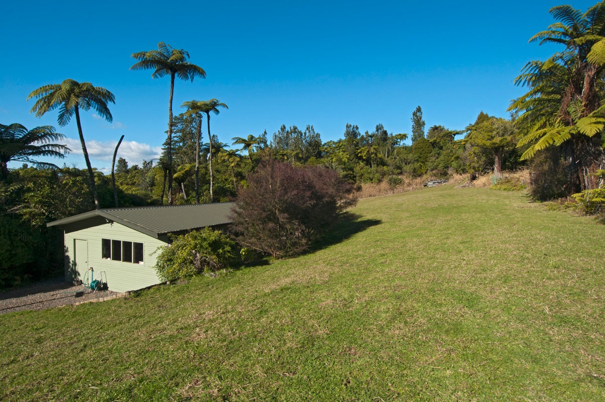 425A LUND ROAD, Katikati, Western Bay Of Plenty - Carousel 19