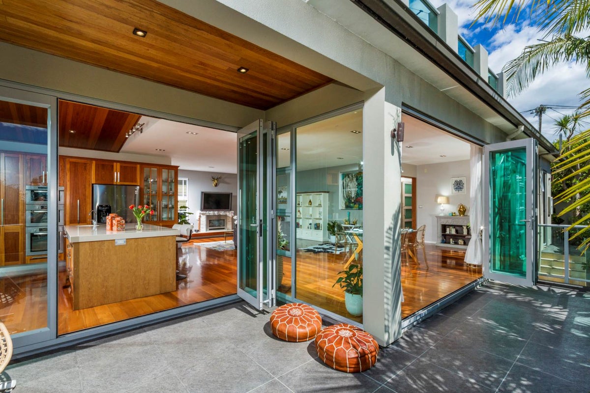 52 Matipo Road, Mairangi Bay, Auckland - Carousel 1