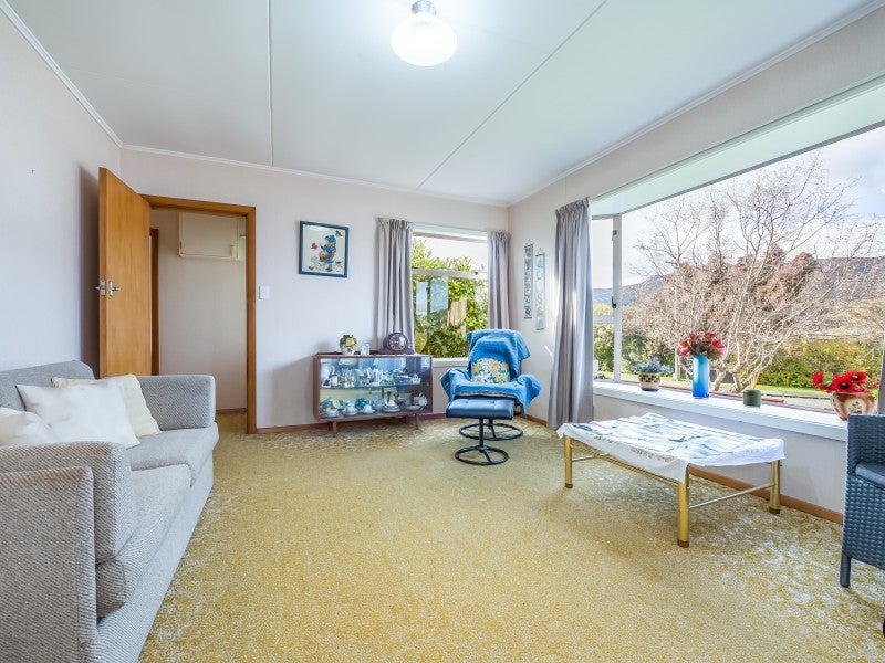 177 Wellington Road, Wainuiomata, Lower Hutt - Carousel 2