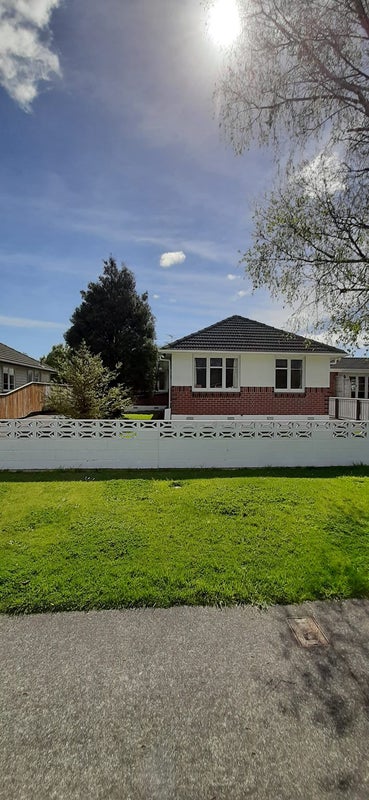 46 Kiwi Street, Heretaunga, Upper Hutt - Carousel 1