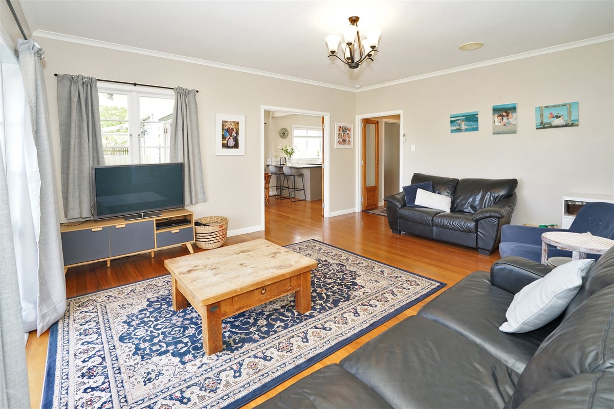 45 Primrose Street, Frankton, Hamilton - Carousel 2