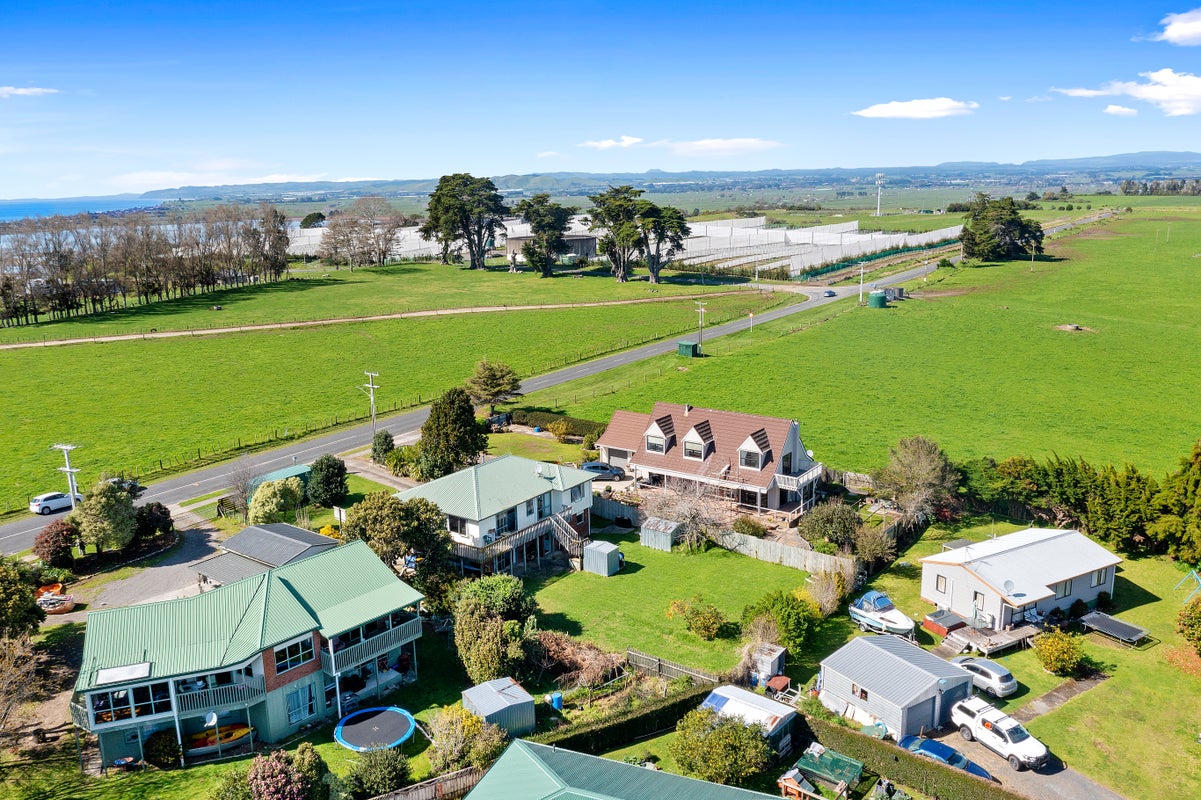 92 Arawa Avenue, Maketu, Te Puke - Carousel 26