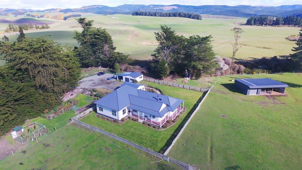 2816 Herbert-Hampden Road, Waianakarua - Carousel 1