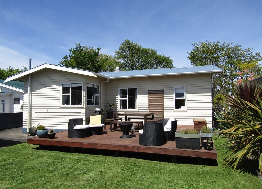 21 Fromont Street, Whanganui East, Whanganui - Carousel 2
