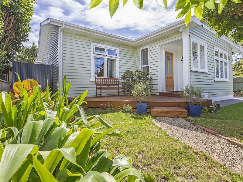 21 Bracken Street, Petone, Lower Hutt - Carousel 2