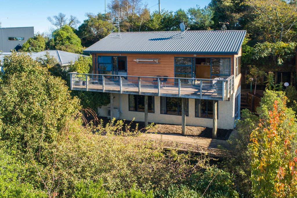 159 Princes Drive, Britannia Heights, Nelson - Carousel 1