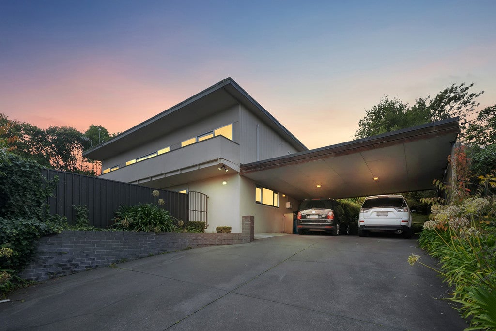 1300 Fergusson Drive, Brown Owl, Upper Hutt - Carousel 1