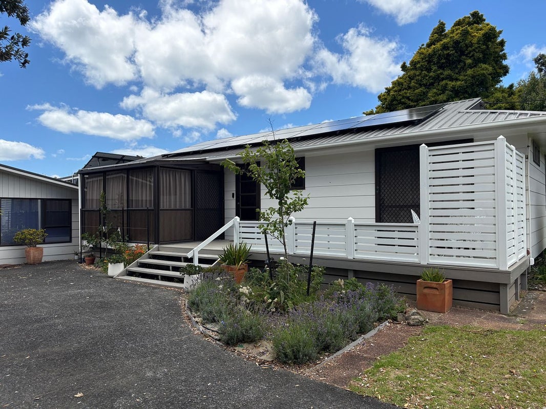 8 Margaret Street, Mangawhai Heads, Mangawhai - Carousel 1