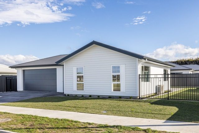 57 Wai Whatu Street, Meeanee, Napier - Carousel 2