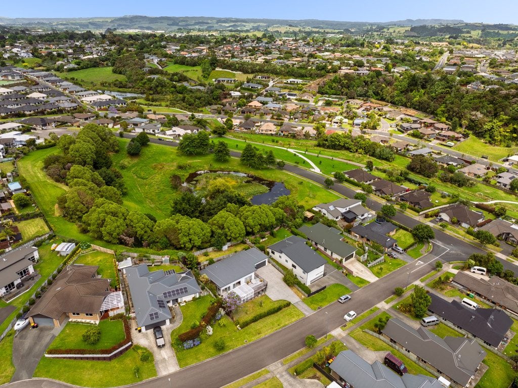 14 Danny Place, Pyes Pa, Tauranga - Carousel 16