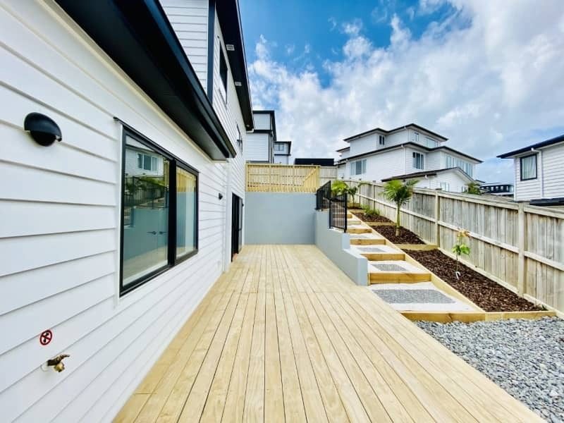 25 Colliston Rise, Pinehill, Auckland - Carousel 2