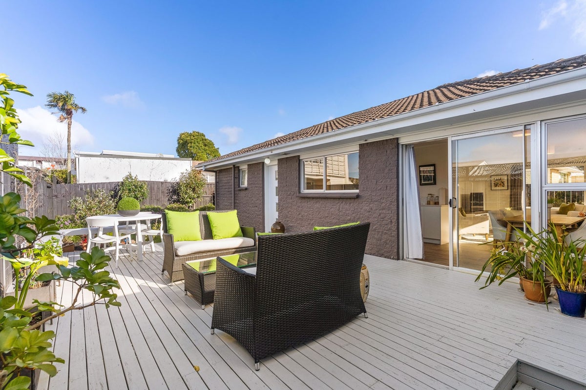 4/73 Moana Avenue, Onehunga, Auckland - Carousel 1