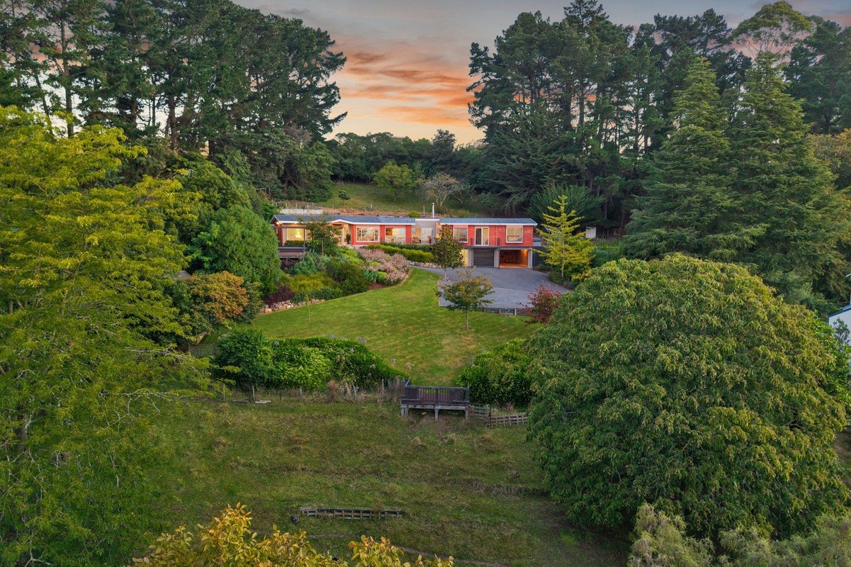 831 Cashmere Road, Halswell, Christchurch - Carousel 1
