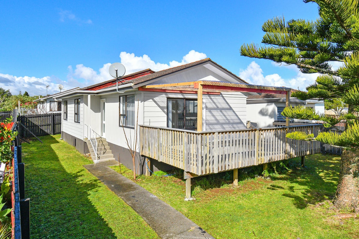 2/1 Coombe Avenue, Otara, Auckland - Carousel 16