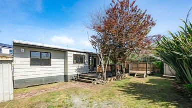 44A Eatwell Avenue, Paraparaumu Beach, Paraparaumu - Carousel 1