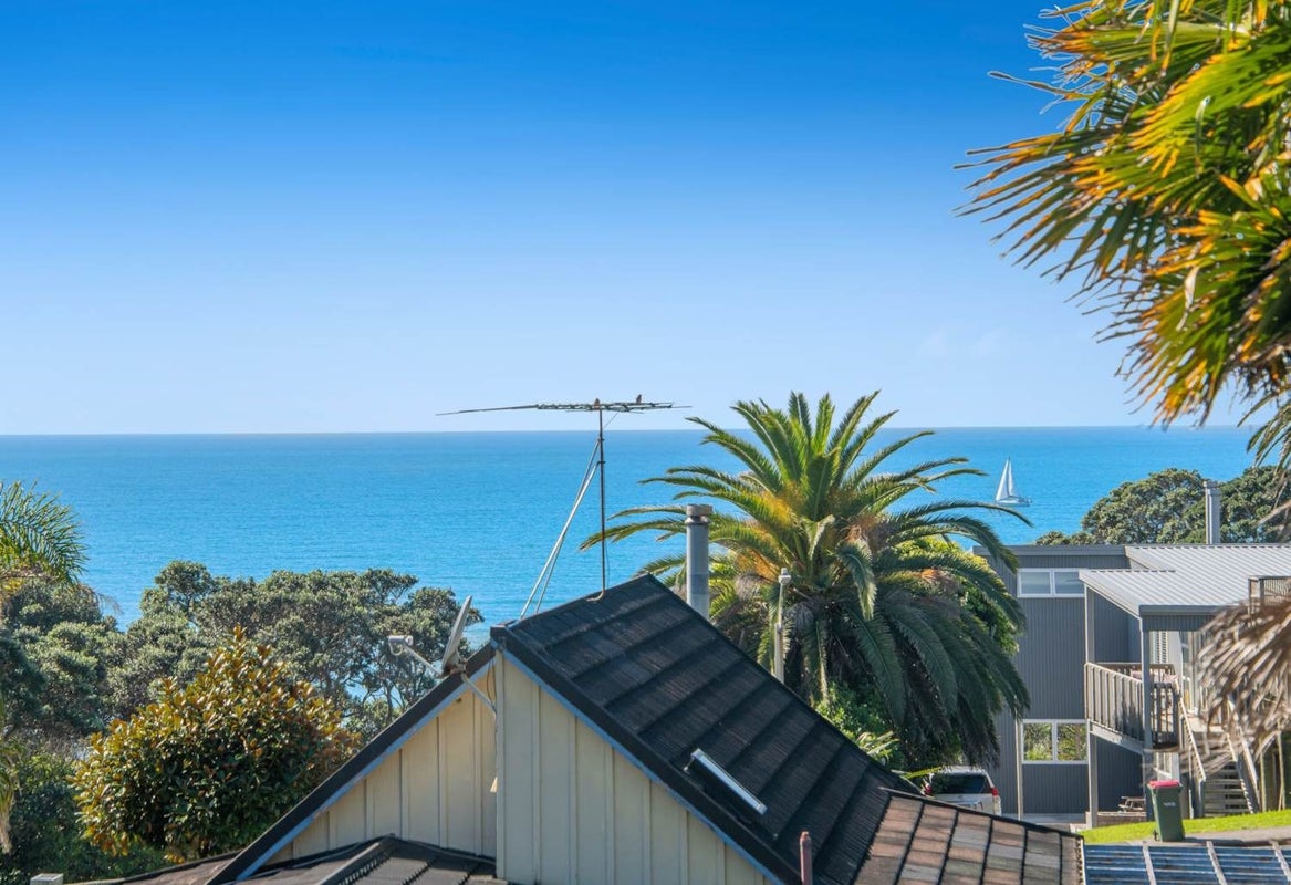 22 Glenelg Road, Red Beach, Whangaparaoa - Carousel 2