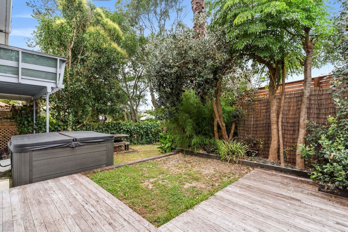4/162 Onewa Road, Northcote, Auckland - Carousel 2