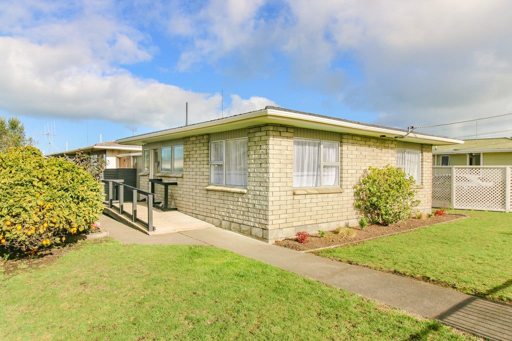 221A Puriri Street, Castlecliff, Whanganui - Carousel 1
